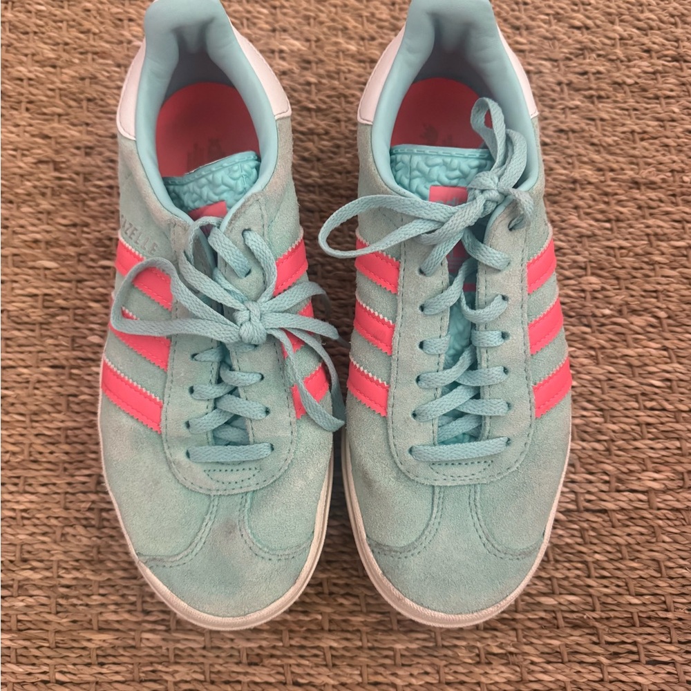 adidas Gazelle Bold  Suede Sneakers in Aqua with Pink Stripes sz 6